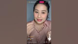 Si cantik prilly latuconsina live di instagram