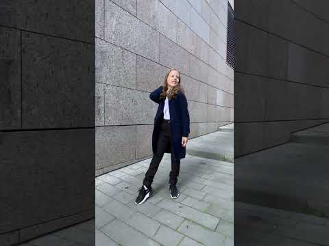 Кардиган для дівчинки в'язаний, видео 1