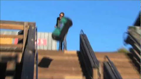 TamperSeal presents The VinniBag Inflatable Wine Travel Bag