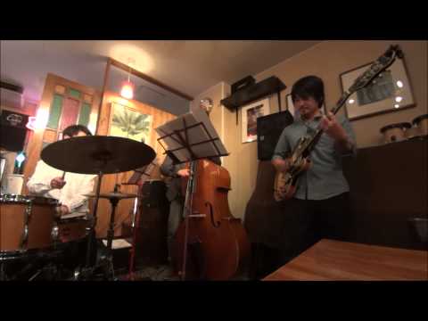 Confirmation (Charlie Parker) / ギタートリオでコンファメーション