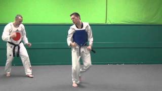 Roundhouse, Front Roundhouse, Back Kick Combination - Basic Olympic Taekwondo Sparring Moves