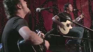 Unplugged: Crossfade, "So Far Away"