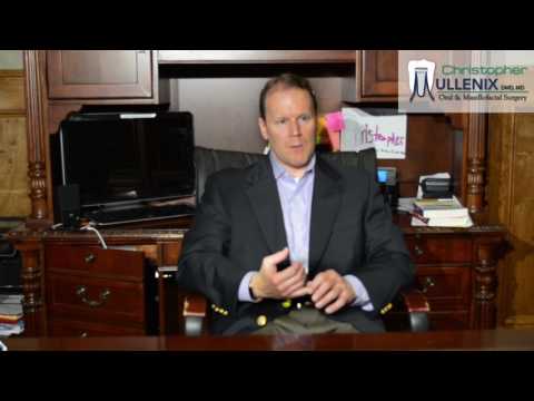 What is an Oral & Maxillofacial Surgeon?