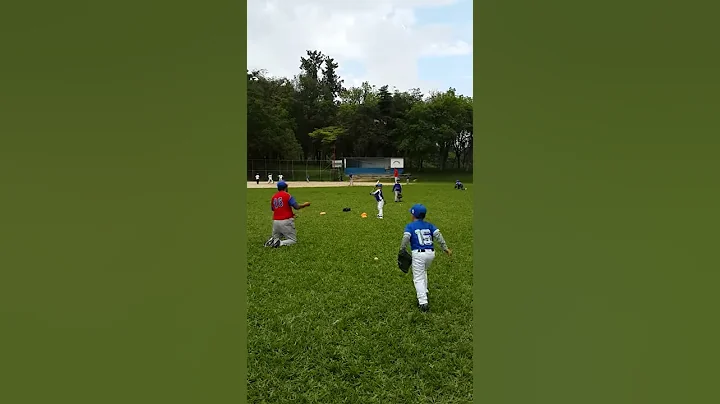 Anthony Scavo entrenando bateo