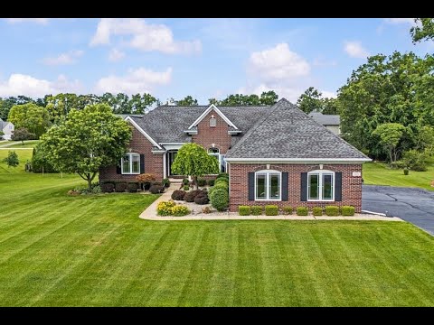1131 Thorn Ridge Drive, Howell, MI home video tour