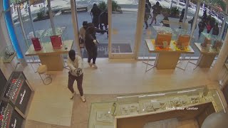 Several arrested in brazen daylight robbery at jewelry store in California