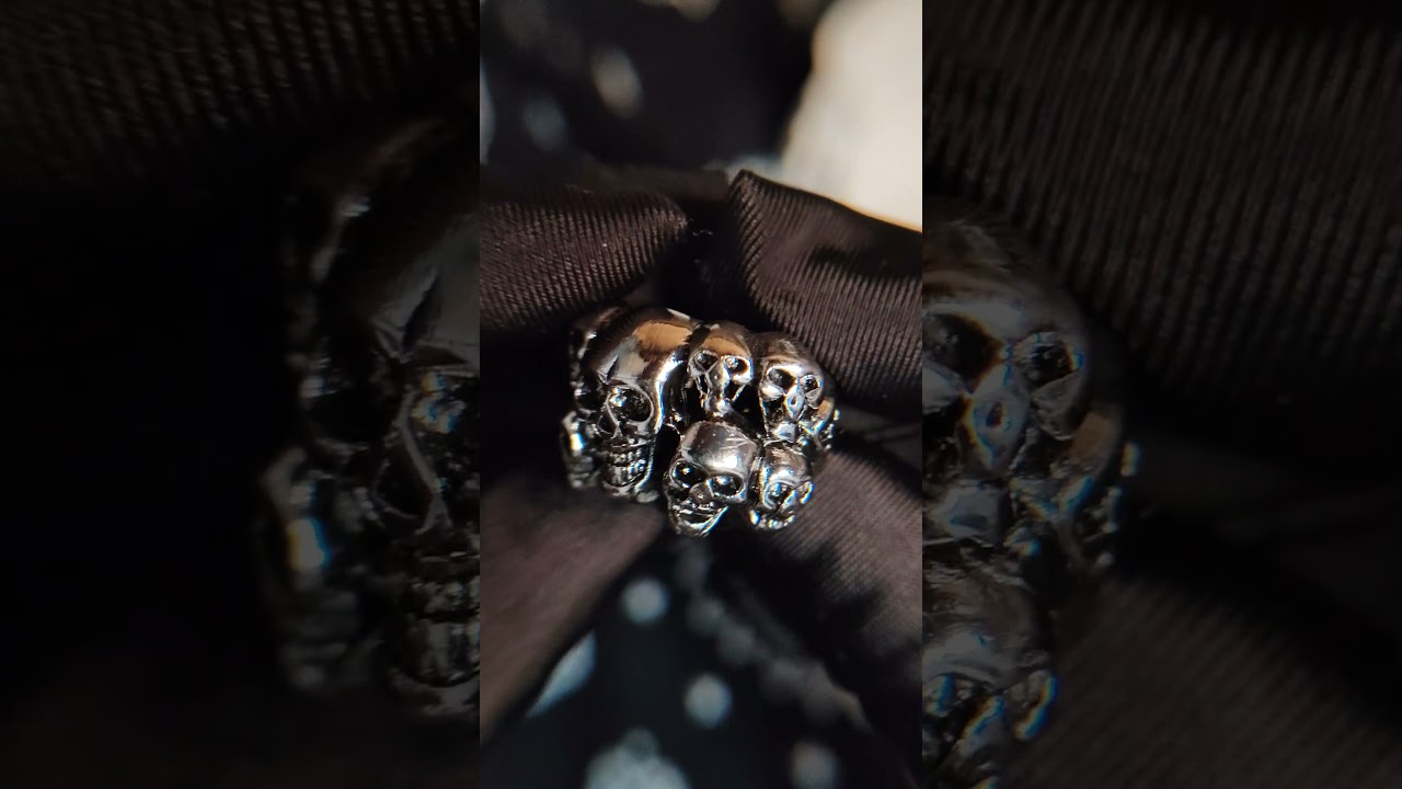 Bold skull statement ring 