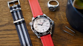 Strapcode Rubber FKM Red - Omega Seamaster Diver 300M