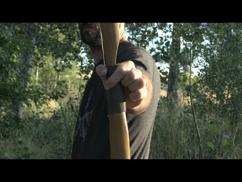 Wie ein Longbow oder Recurve schießen - Bow Handposition