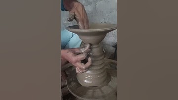 मिट्टी की कलाकारी 👇#pottery #viral #short #clay #viralvideo #shortvideo #clayart #makingvideo #usa