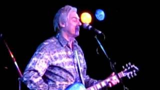 Robyn Hitchcock &amp; The Venus 3 - I Often Dream Of Trains - live