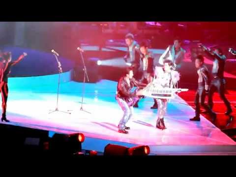 2011周杰倫高雄超時代演唱會(謝霆鋒開場驚嘆號)