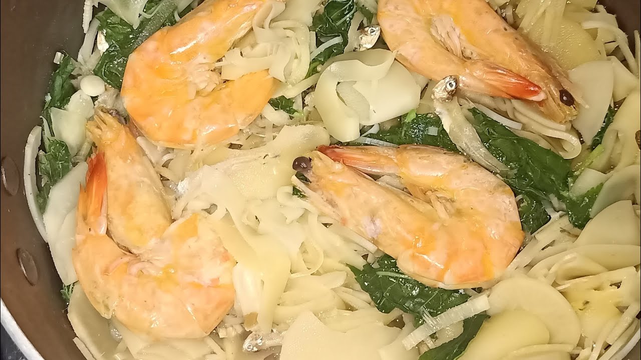 LABONG NA MAY SALUYOT AT HIPON RECIPE | HOW TO COOK BAMBOO SHOOTS WITH SHRIMP