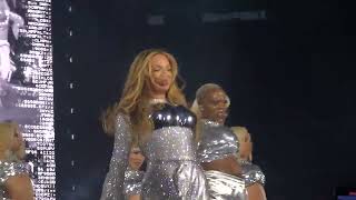 Beyoncé - Run The World (Girls) (Paris, France - Renaissance World Tour Live Stade de France) HD