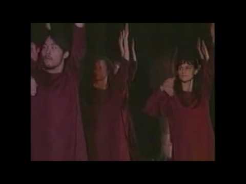 Old 21: video d'archivio di una Danza Sacra (India, 1995)