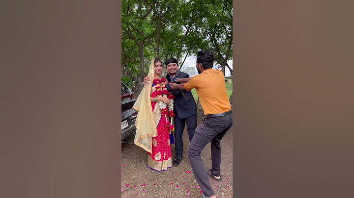 नवरा नवरी खांद्यावर हात ठेवा😂अवघड हाय बाबा🤩#shortvideo#comedy