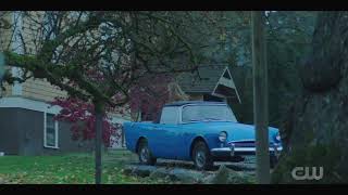Nancy Drew 2x05 - Carson & Ryan are following Nancy « I have some parenting books I could give you »