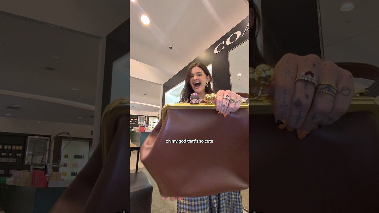 Коллекционирую марки @coach по всему миру — Брисбен 🤎🐨 