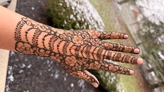easy back hand henna design | back hand floral henna design 2025 | floral henna for hands #mehndi screenshot 5
