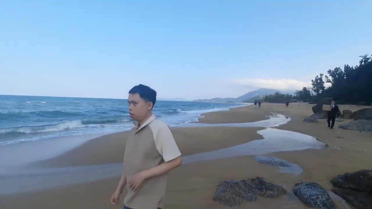 DẠO BIỂN VINH HIỀN CHIỀU MỒNG 9 TẾT