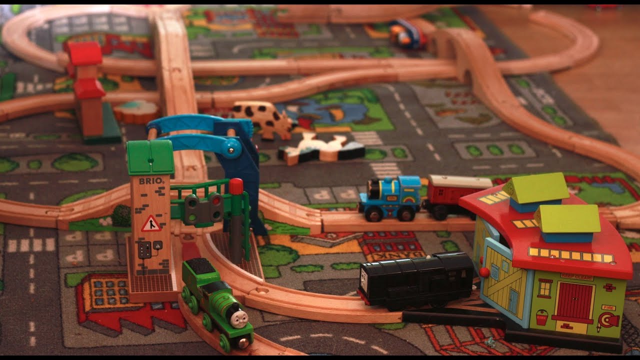 Brio Train Track High Speed Set Up Staring Diesel From Thomas The Tank Engine Youtube