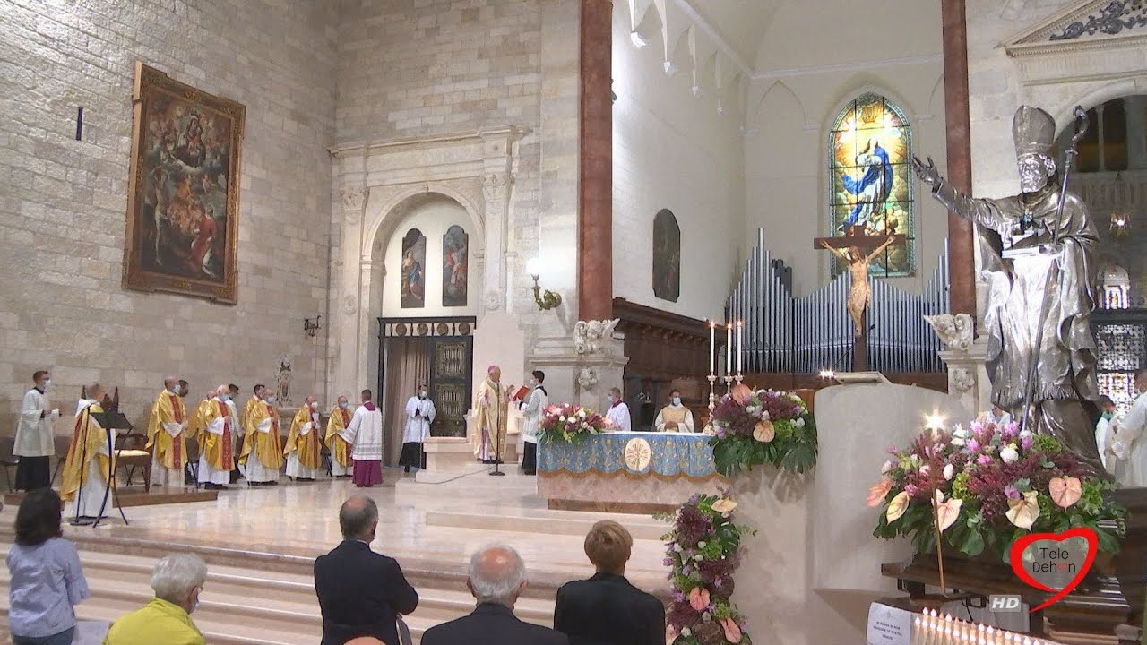 Solenne Messa Pontificale dalla Cattedrale di Andria