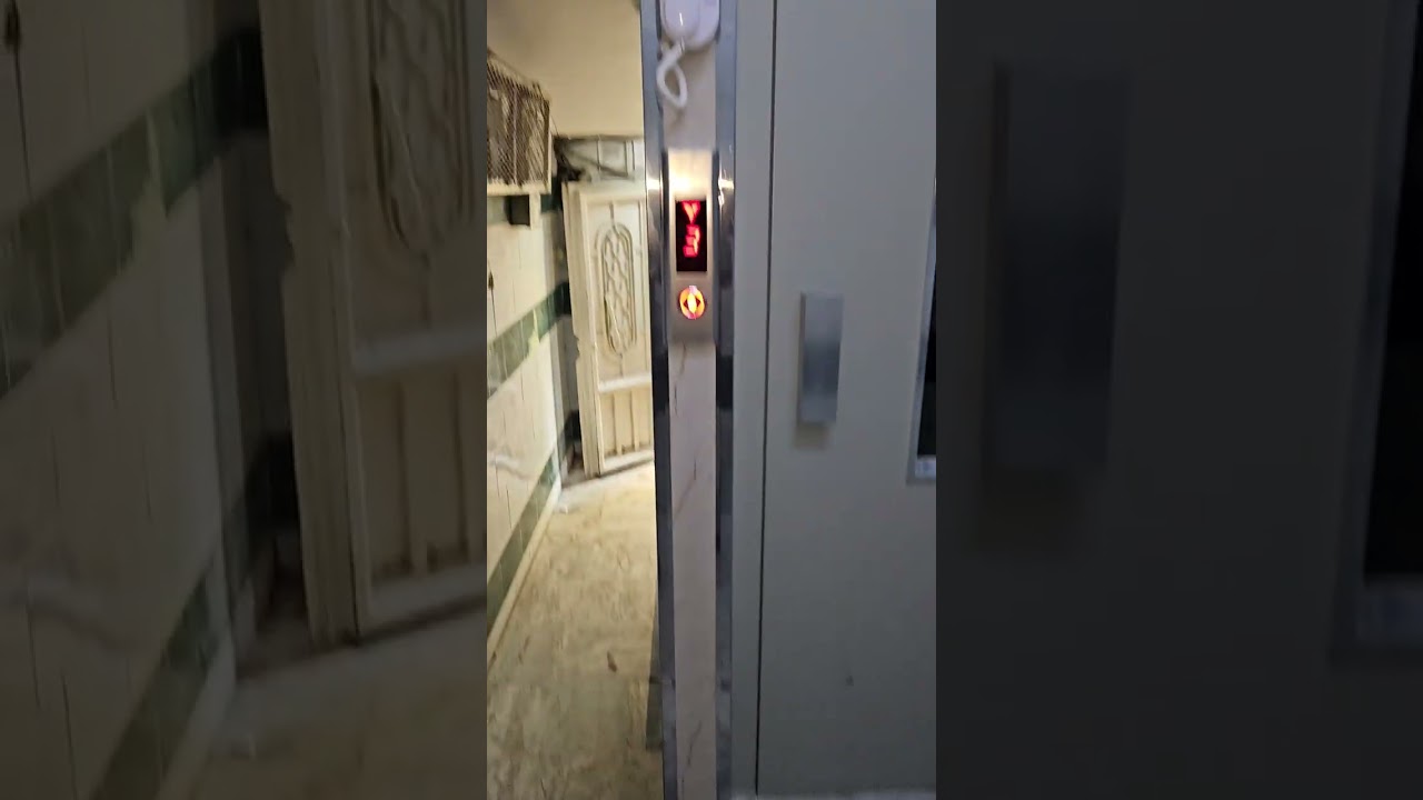 ترکیب مصعدين وسط درج داخلي  عمارة قديمه 0508130408
