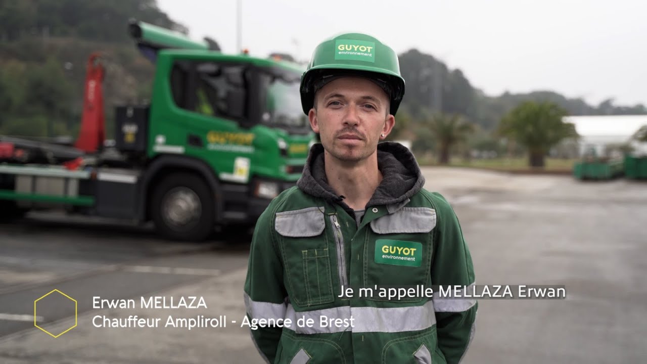 Nos métiers : Erwan, chauffeur camion ampliroll | GUYOT environnement