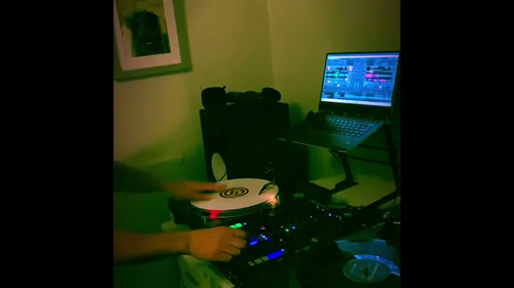 Scratching with traktor NI