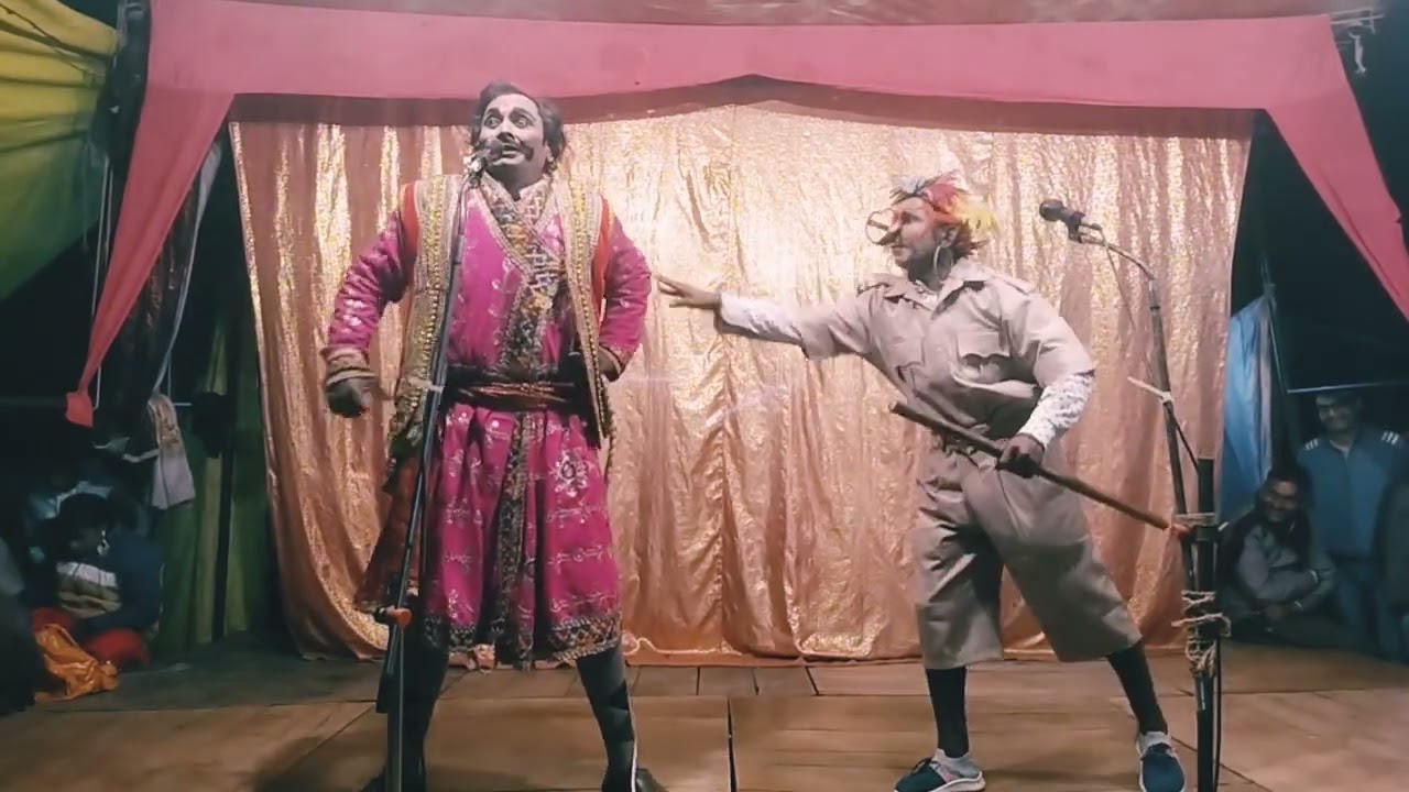 कमेडी से भरपूर नौटंकी