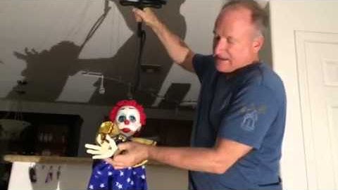 Balloon Clown manipulation. #scottlandmarionettes