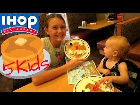 ihop-scary👻🍽-face-pancakes-for-five-kids