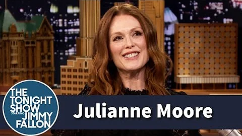 Julianne Moore Got an Accidental Love Text from He...