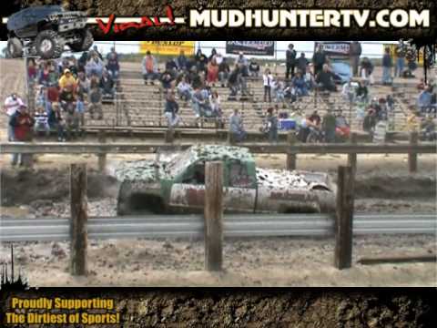 Mud Hunter TV - 4x4 Mud Bog - FreelinMX Highlights...