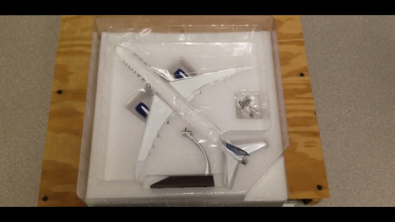 Gemini 200 United B787-10(2019 Updated Revised Livery)Review(FHD