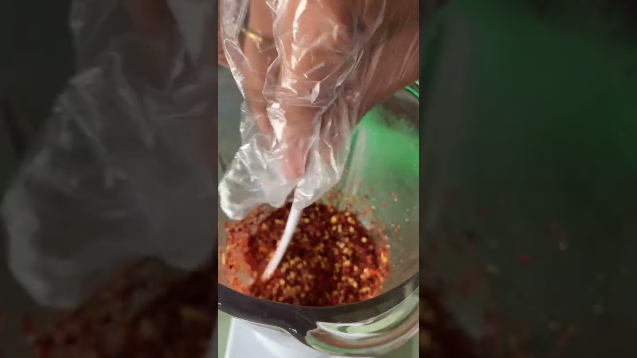 Pelatihan Pembuatan Bubuk Cabai “TABURIN” | Pro IDe LKM IC Desa Muhajirin