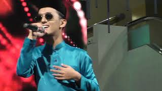 Aiman Tino Nyanyi LIVE Lagu RAYA TELAH TIBA di Pelancaran Bazaar Raya 2019