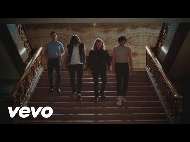 THE VACCINES - TEENAGE ICON