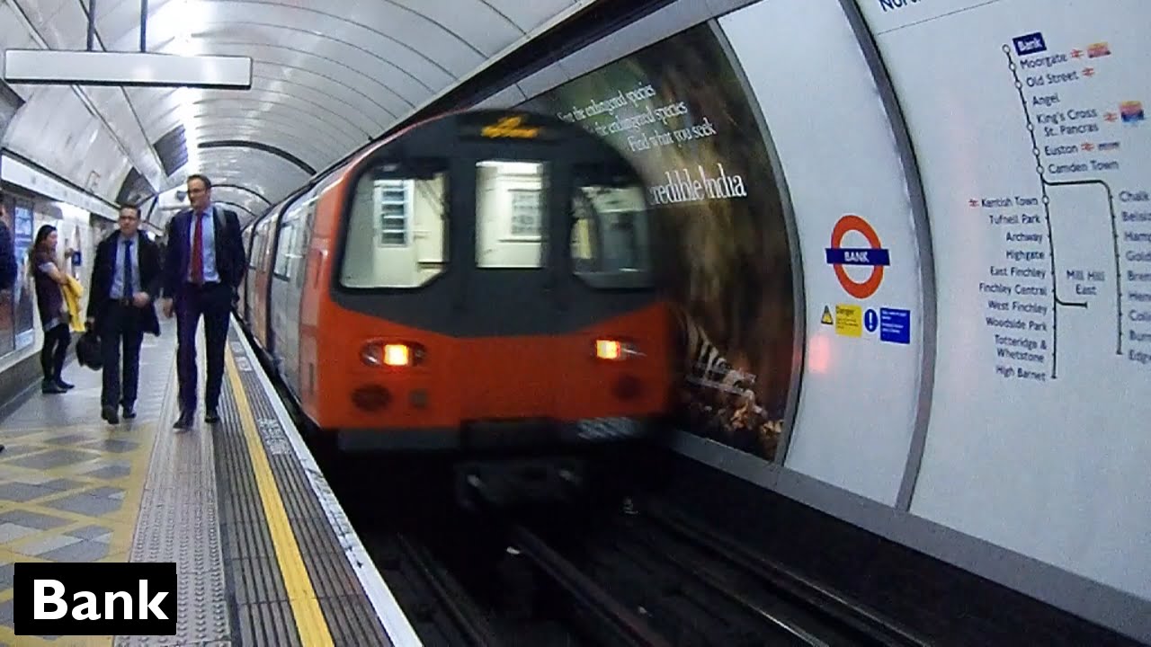 Bank Northern Line London Underground 1995 Tube Stock Youtube
