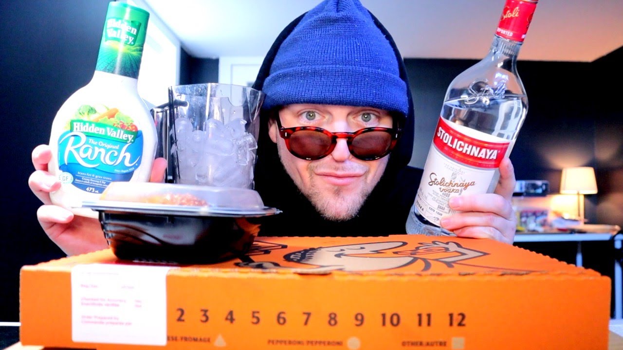 🤤🍕LITTLE CAESARS DEEP DEEP DISH PIZZA AND WINGS 🍗🤤- TIPSY HEDONISM