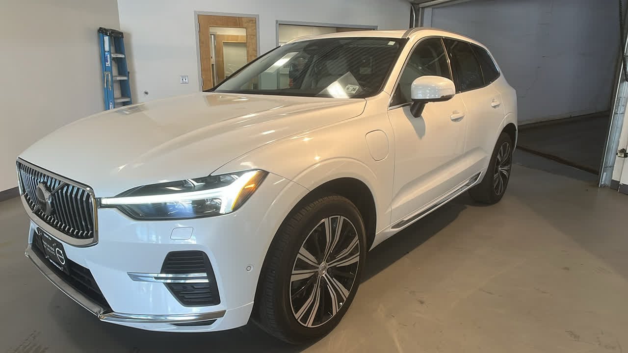 2023 Volvo Xc60 Recharge Plug In Hybrid T8 Core Bright Theme