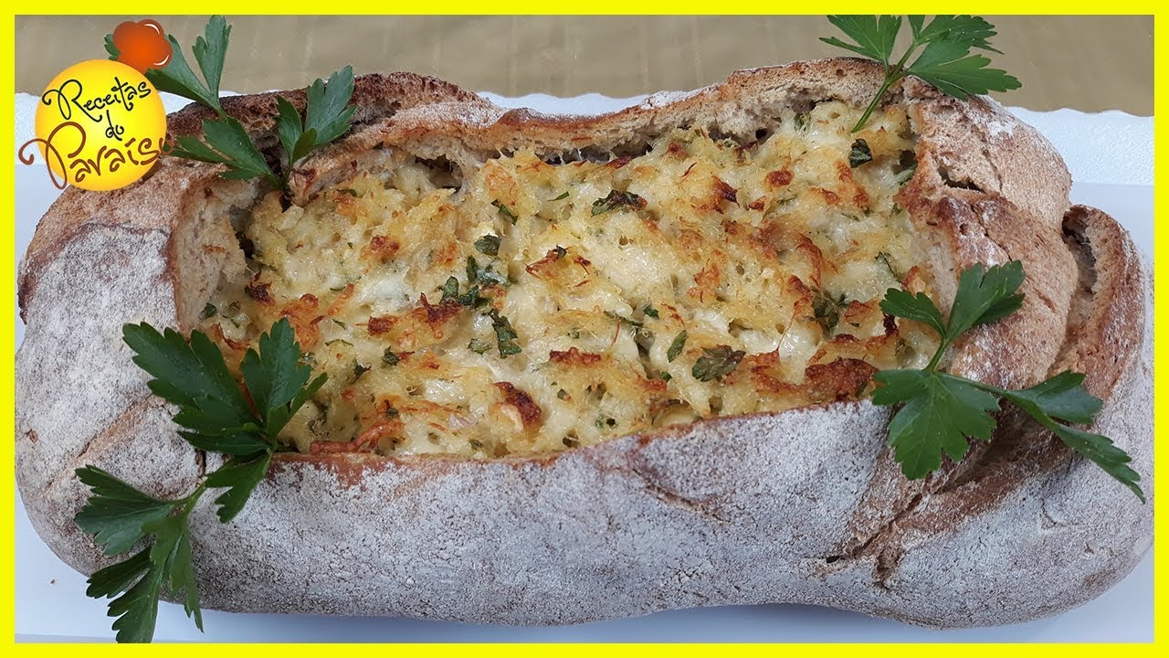 PÃO RECHEADO COM BACALHAU