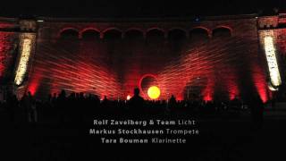 Markus Stockhausen (Trompete), Tara Bouman (Bassklarinette) und Rolf Zavelberg (Licht)
