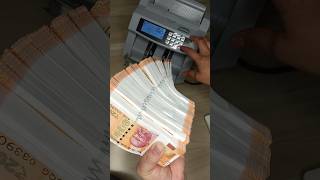 itna Sara paisa 4 lakh 😱🫣😱💰 💸#shortsfeed #shorts#money#viralshorts#trending #cash#paisa#currency