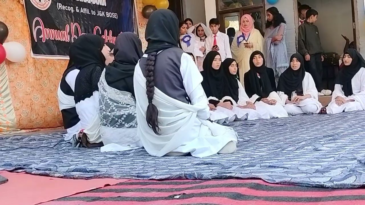 Qawwali by Yaseen English Public High school students #qawali #annualday
