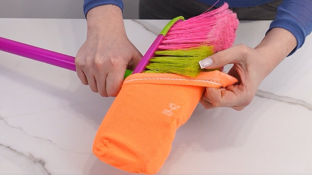 Я попробовал этот трюк с носочной метлой, и мой дом никогда не выглядел лучше
