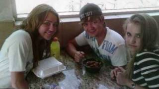 Miley Cyrus Twitter Pictures