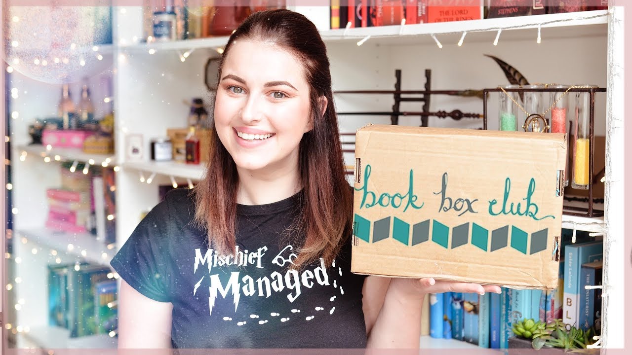 BOOK BOX CLUB JUNE 2018 UNBOXING | Book Roast