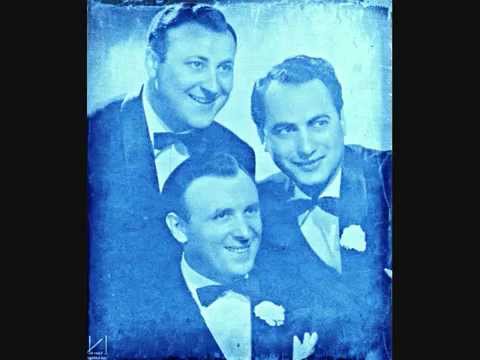 Haunted Guitar ~ The Three Suns (1956)