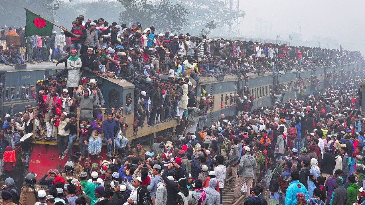Bishwa Ijtema Monajat Special- Most Overcrowded Bangladeshi passenger Train in the world